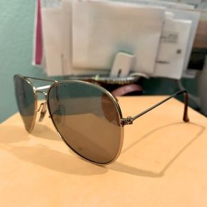 Mirrored Aviator Sunglasses